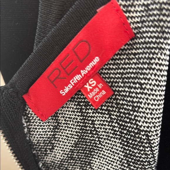 Red by Saks Fifth Avenue Elegant Black and White Patterned Drop Waist Dress - Picture 9 of 11